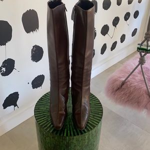 FENDI CHOCOLATE BROWN HEELED BOOTS SZ 10 IT 40
